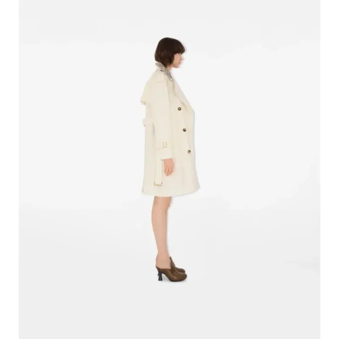 Gabardina Castleford de largo medio con cuello a cuadros Gabardina Castleford de largo medio con cuello a cuadros