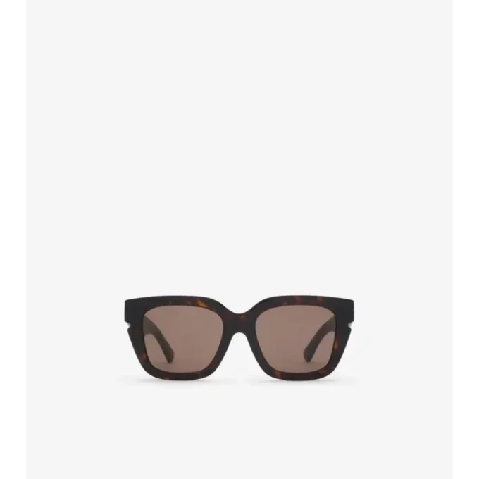 Gafas de sol cuadradas con incrustaciones de cuadros