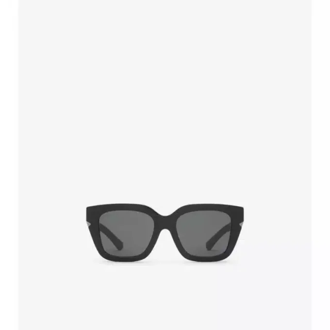 Gafas de sol cuadradas con incrustaciones de cuadros