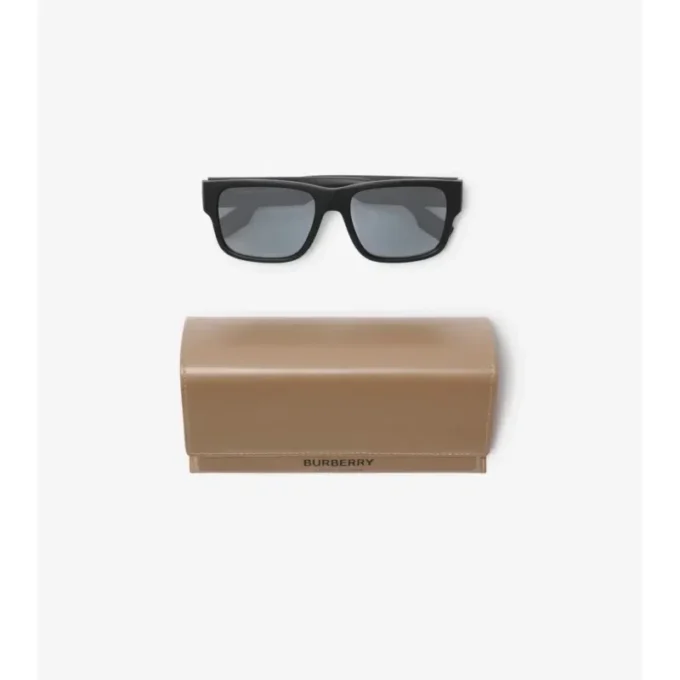 Gafas de sol de montura cuadrada con detalle del logotipo Gafas de sol de montura cuadrada con detalle del logotipo