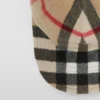 Gorra de béisbol de lana con estampado de cuadros exagerado