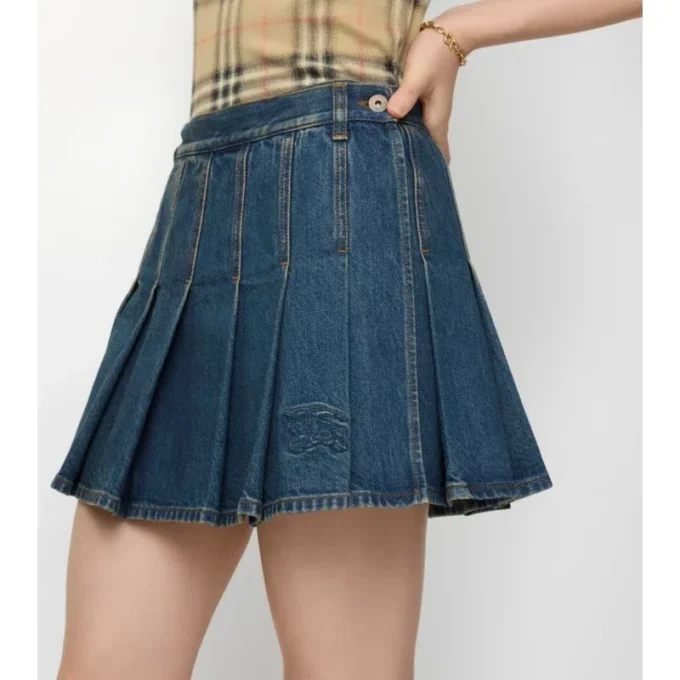 Minifalda de denim plisada Minifalda de denim plisada