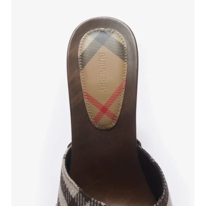 Mules Potter con estampado de cuadros