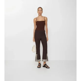 Pantalones acampanados cortos de lana y seda bordados