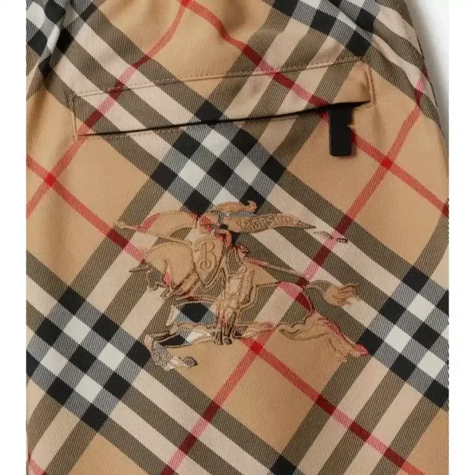 Pantalones cortos a cuadros