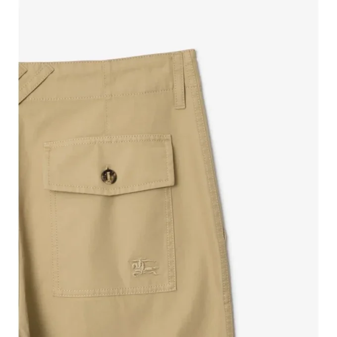 Pantalones de gabardina Pantalones de gabardina