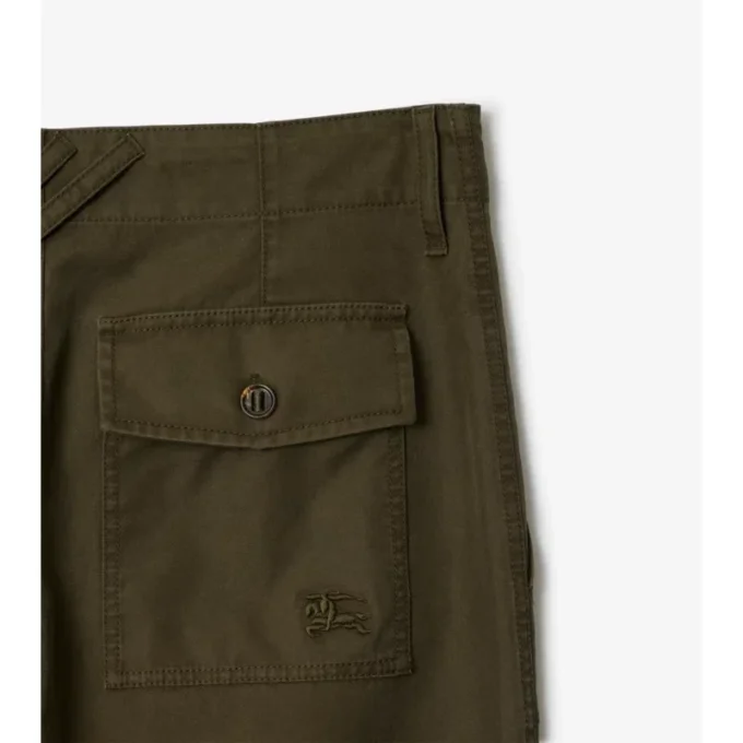 Pantalones de gabardina Pantalones de gabardina