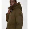 Parka de Gabardine con ribete de piel de oveja Parka de Gabardine con ribete de piel de oveja