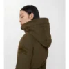 Parka de Gabardine con ribete de piel de oveja Parka de Gabardine con ribete de piel de oveja