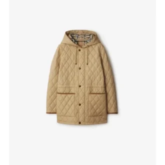 Parka de nailon acolchada Parka de nailon acolchada