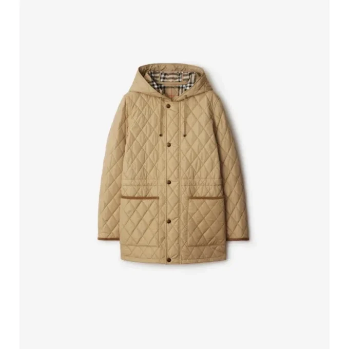 Parka de nailon acolchada Parka de nailon acolchada