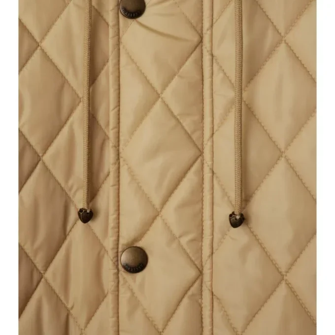 Parka de nailon acolchada Parka de nailon acolchada