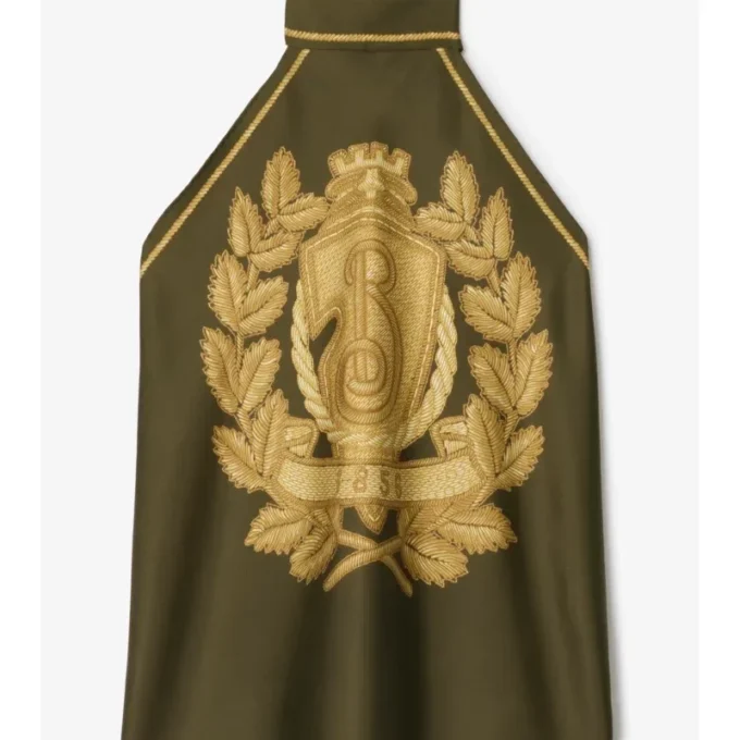 Partes de arriba de seda con escudo B