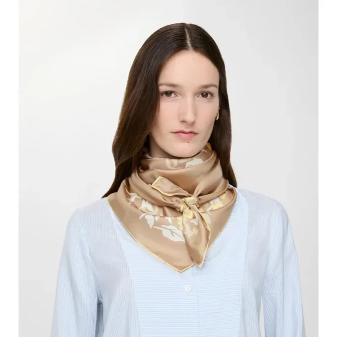 Pañuelo de seda floral EKD