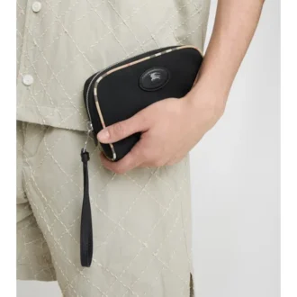 Pochette avec ribete de cuadros petits