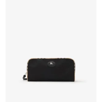 Pochette de voyage avec un ribet de carreaux grands