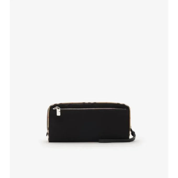 Pochette de voyage avec un ribet de carreaux grands Pochette de voyage avec un ribet de carreaux grands