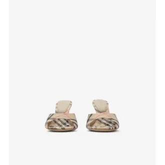 Sandalias altas Mews con estampado de cuadros 