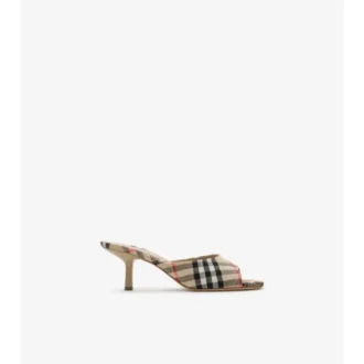 Sandalias bajas Check Mews 