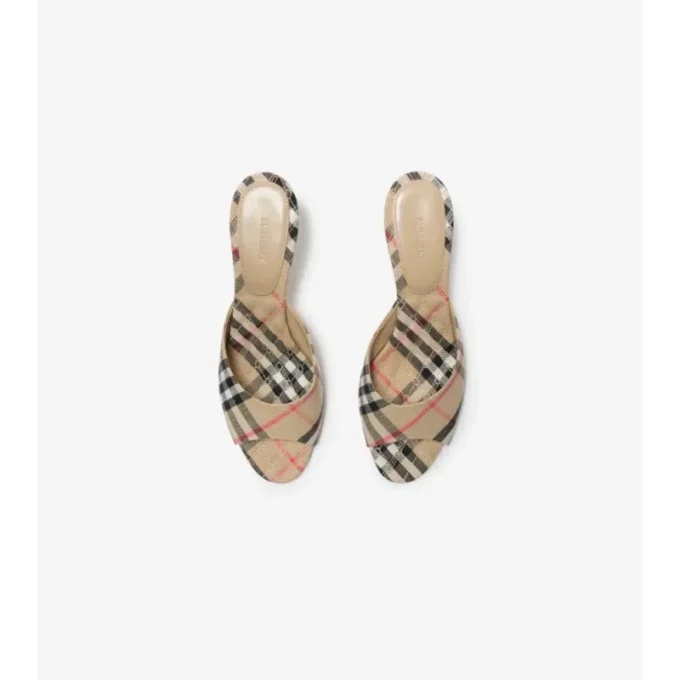 Sandalias bajas Check Mews Sandalias bajas Check Mews