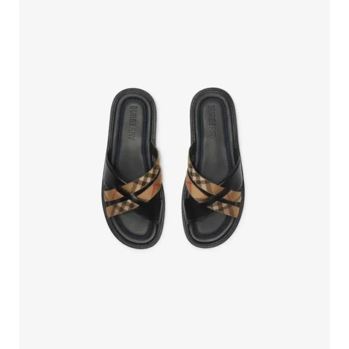Sandalias Drift con estampado de cuadros y piel Sandalias Drift con estampado de cuadros y piel
