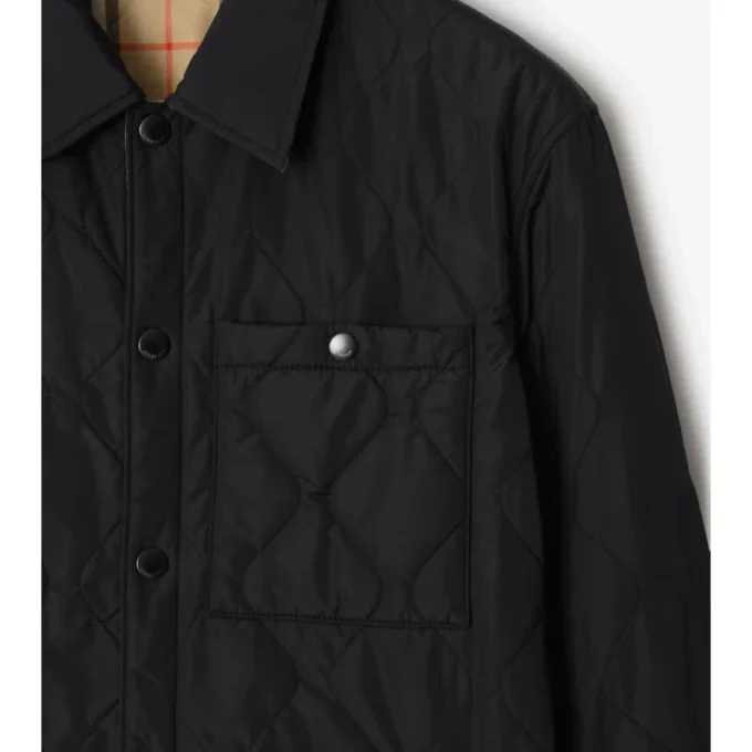 Sobrecamiseta reversible de nailon acolchado Sobrecamiseta reversible de nailon acolchado