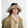 Sombrero de gabardina con ala a cuadros Sombrero de gabardina con ala a cuadros