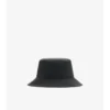 Sombrero de pescador reversible de nailon con estampado Knight Sombrero de pescador reversible de nailon con estampado Knight