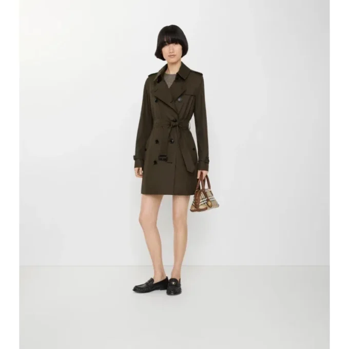 Tropical Gabardine Kensington corta de Gabardine Trench Coat Tropical Gabardine Kensington corta de Gabardine Trench Coat