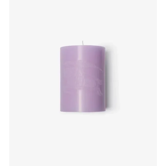 Vela de rosa y flor de violeta Vela de rosa y flor de violeta