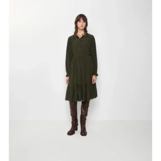 Vestido de seda con motivos vegetales Vestido de seda con motivos vegetales
