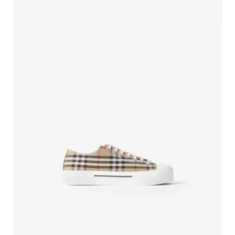 Zapatillas con estampado de cuadros