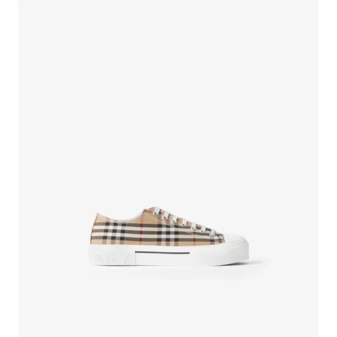 Zapatillas con estampado de cuadros