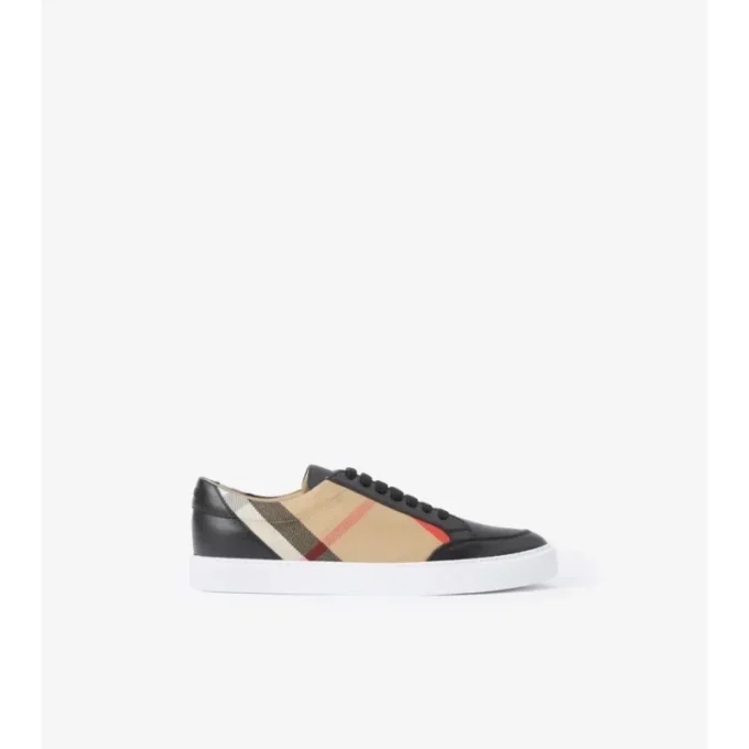Zapatillas con estampado de cuadros y piel Zapatillas con estampado de cuadros y piel