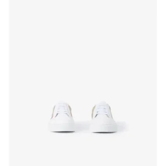 Zapatillas con estampado de cuadros y piel