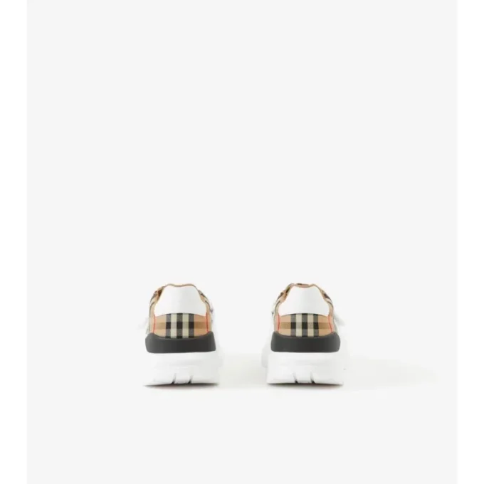 Zapatillas con estampado de cuadros y piel Zapatillas con estampado de cuadros y piel