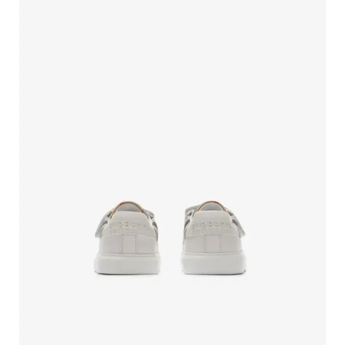 Zapatillas con estampado de cuadros y piel Zapatillas con estampado de cuadros y piel