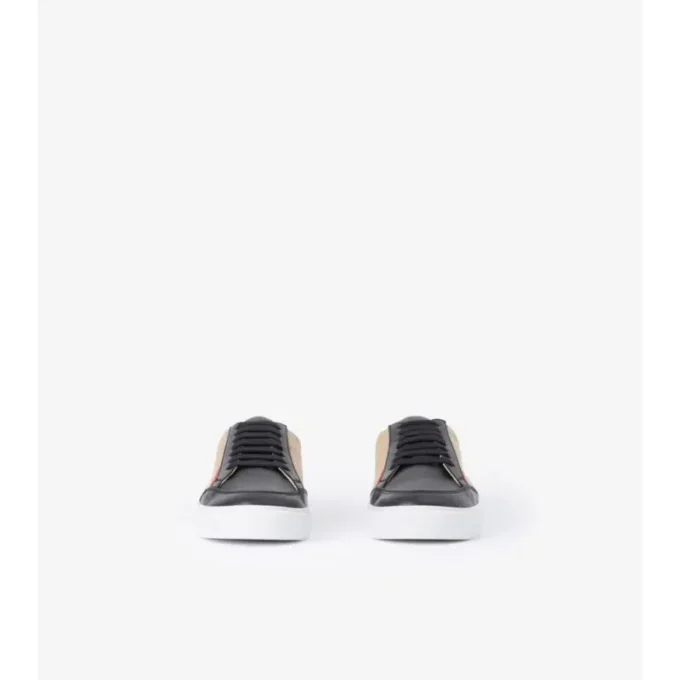 Zapatillas con estampado de cuadros y piel Zapatillas con estampado de cuadros y piel
