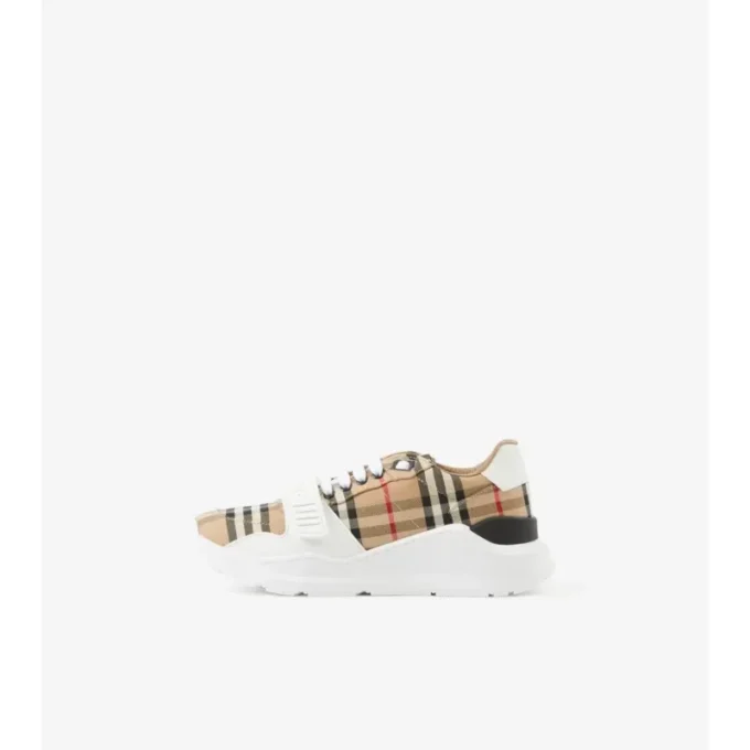 Zapatillas con estampado de cuadros y piel Zapatillas con estampado de cuadros y piel