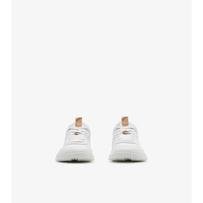 Zapatillas de lona con detalles de cuero Zapatillas de lona con detalles de cuero