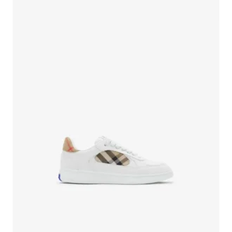 Zapatillas de piel y estampado de cuadros 