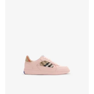 Zapatillas de piel y estampado de cuadros 