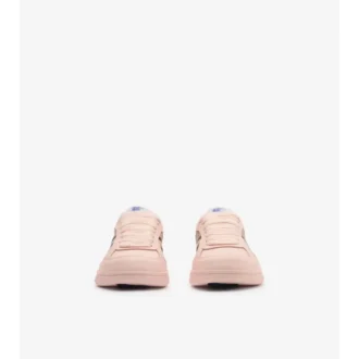 Zapatillas de piel y estampado de cuadros 