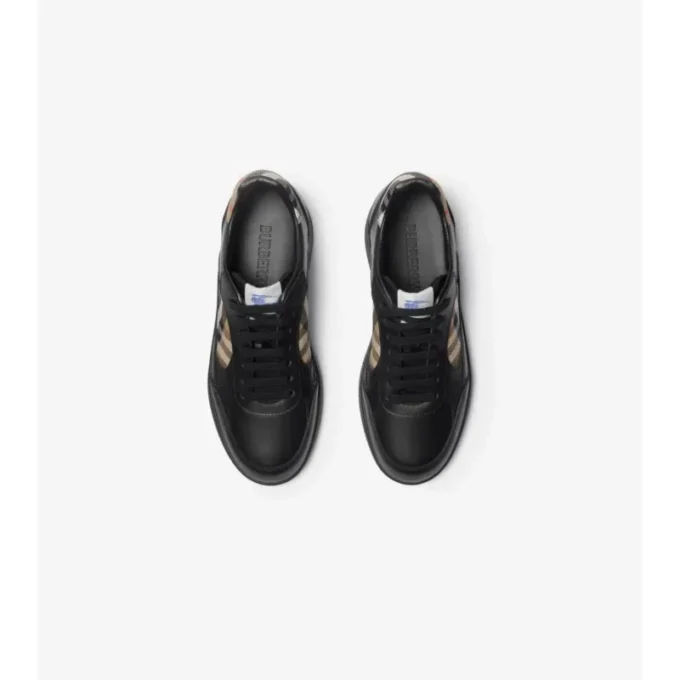 Zapatillas de piel y estampado de cuadros Zapatillas de piel y estampado de cuadros