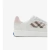 Zapatillas de piel y estampado de cuadros Zapatillas de piel y estampado de cuadros