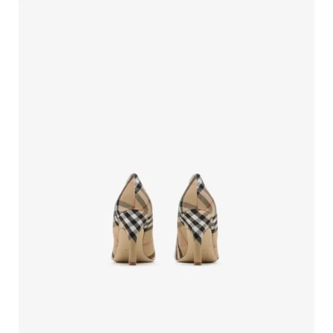 Zapatos de salón con estampado de cuadros