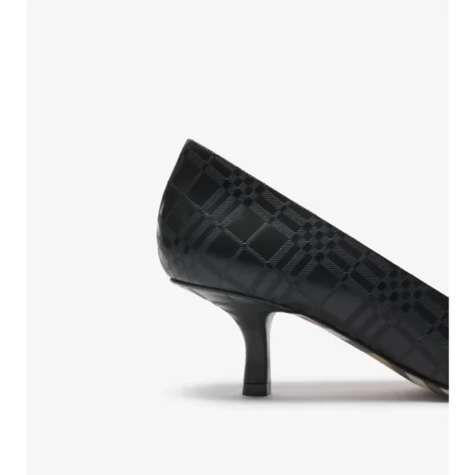 Zapatos de salón de tacón bajo de piel con estampado de cuadros Zapatos de salón de tacón bajo de piel con estampado de cuadros